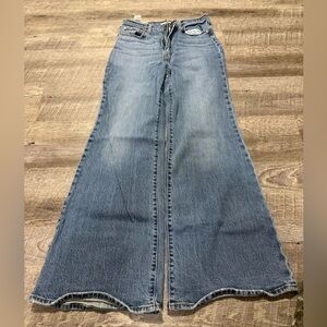 Classic Levi’s Flared Women's Jeans